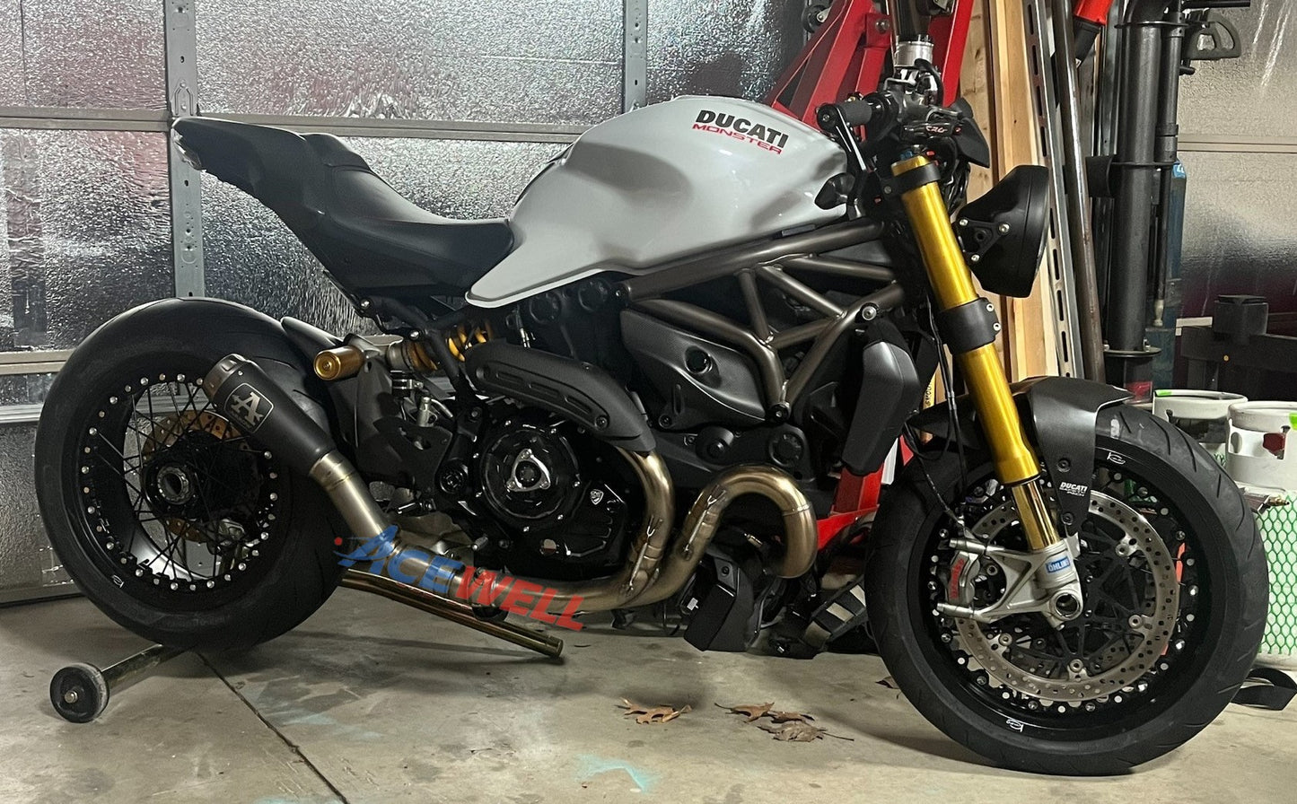 Kineo Wheels für Ducati Monster 600 1999-2001