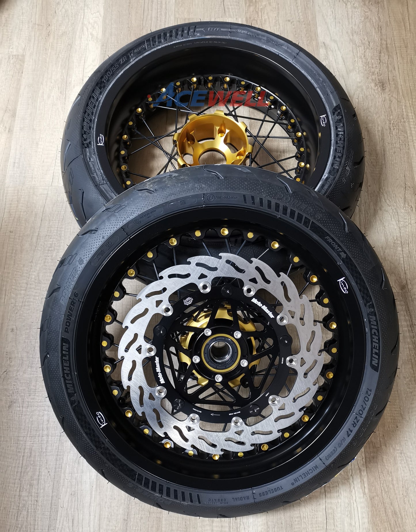 Kineo Wheels for Suzuki GSF 1200 Bandit 1997-2006