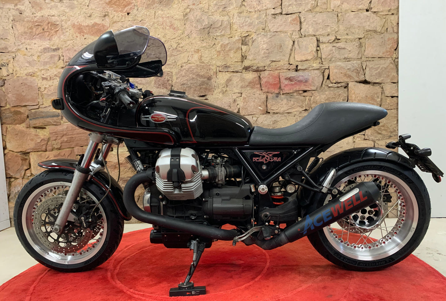 Kineo Wheels for Moto Guzzi Bellagio 2007-2014