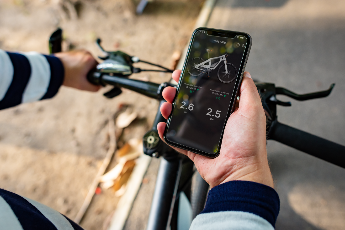 RIDEET TPMS Tire Pressure and Temperature Monitoring System