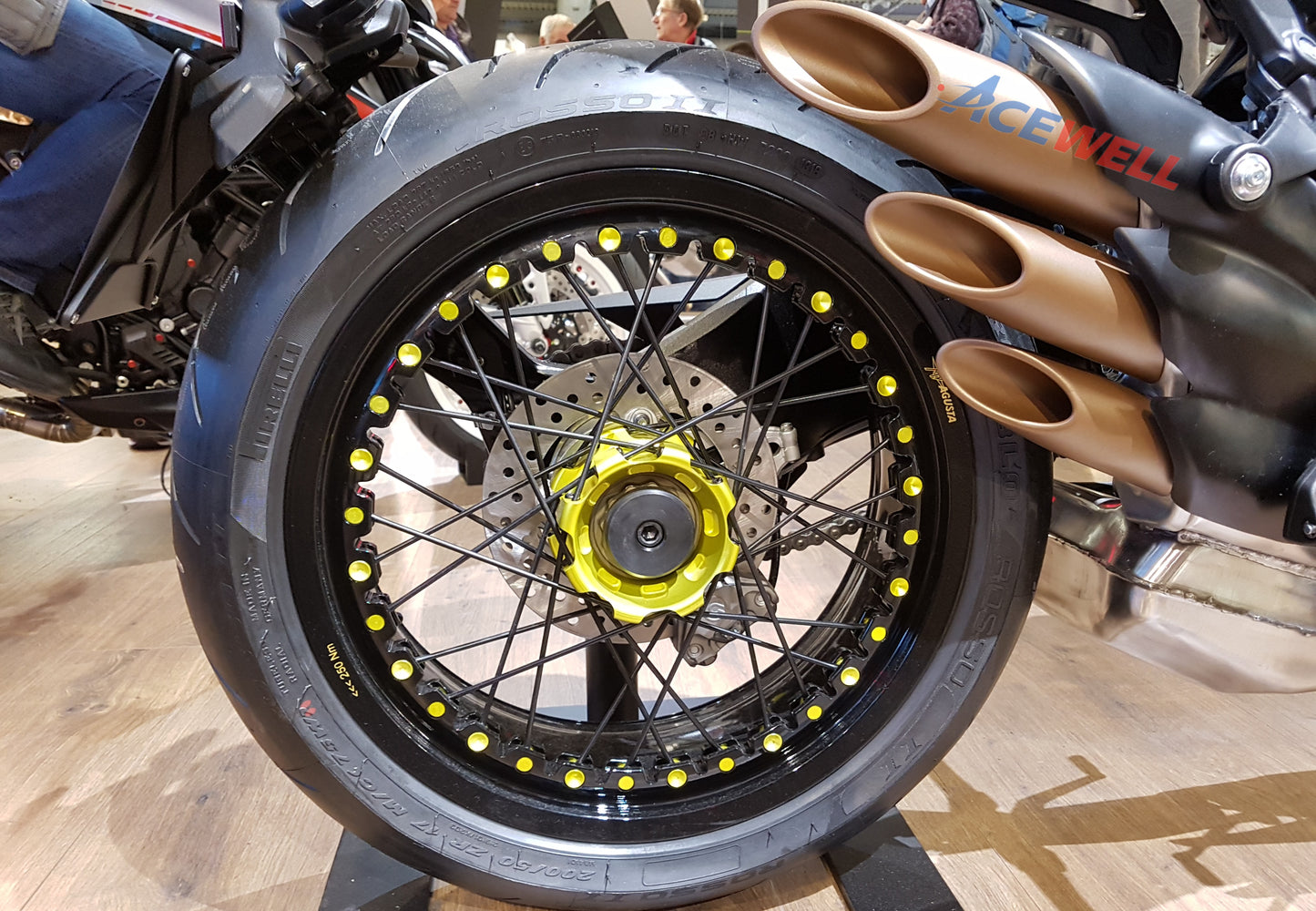 Ruote Kineo per MV Agusta F4 2016-2022