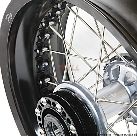 Kineo Wheels für Aprilia Dorsoduro 900  Bj. 2017-2021